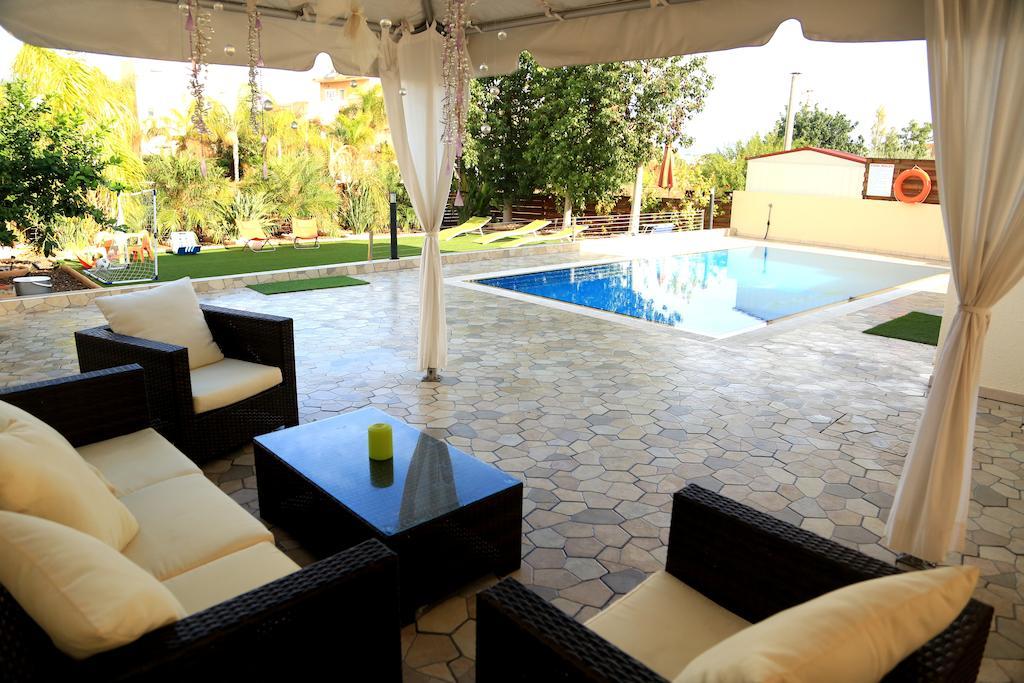 Artemisia Villa Protaras Exterior photo